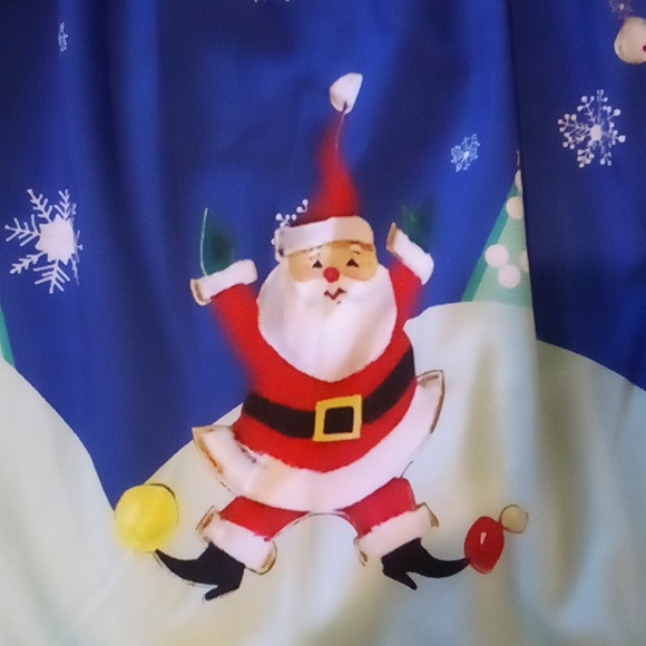 Santa Clause Holiday cocktail Dress fun & adorable! Size 6 TTS - Picture 9 of 10